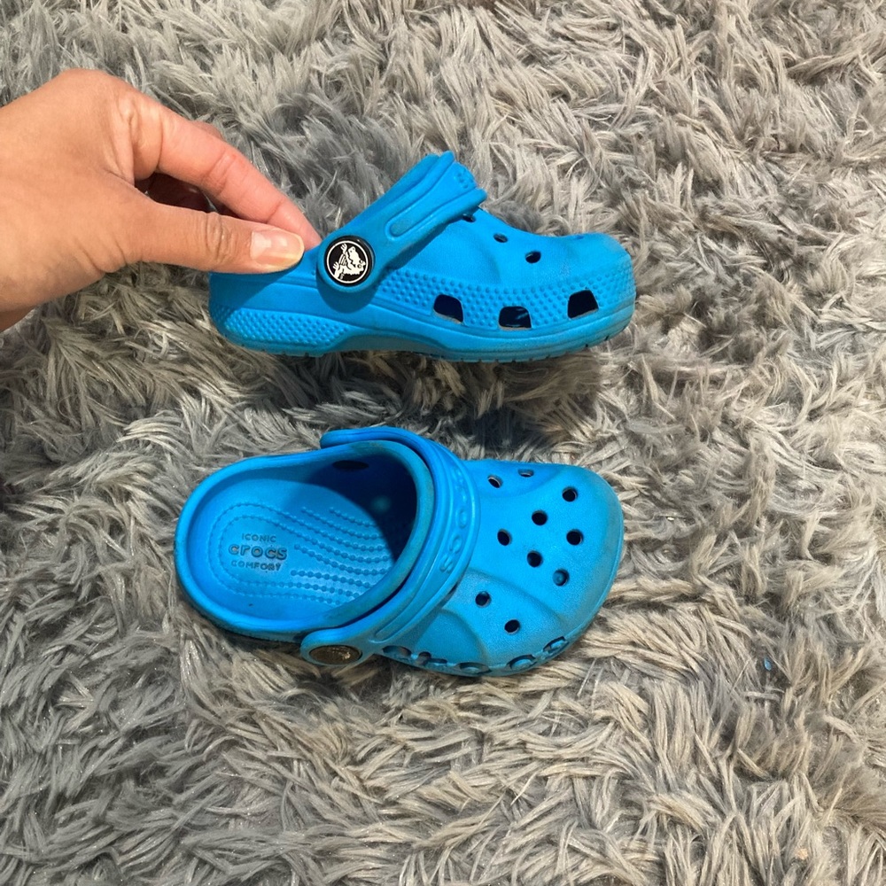Crocs - Picture 2 of 6